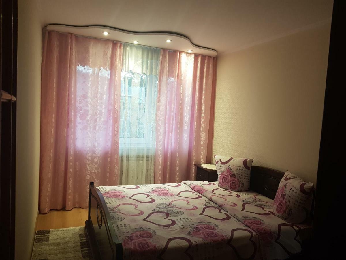 Diana Apartament Yaş Dış mekan fotoğraf