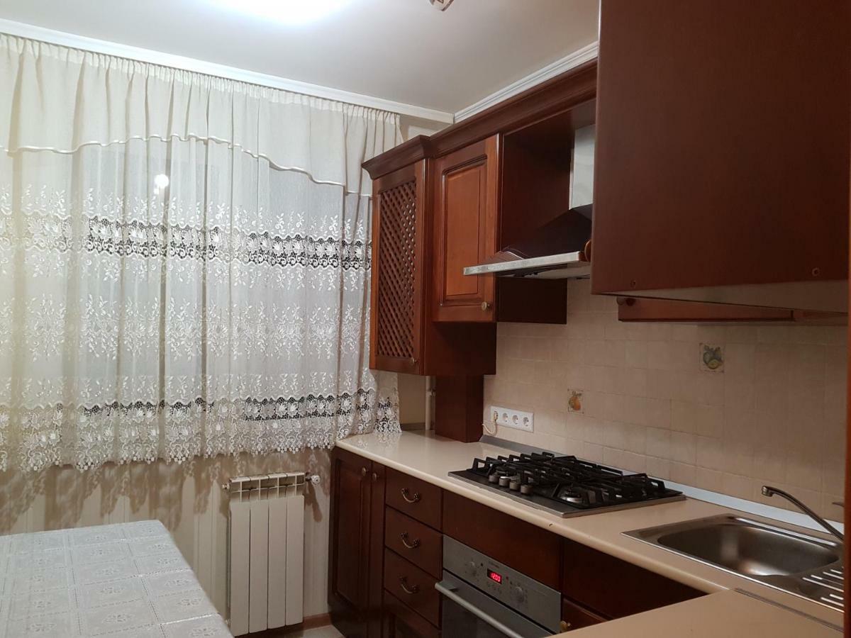 Diana Apartament Yaş Dış mekan fotoğraf