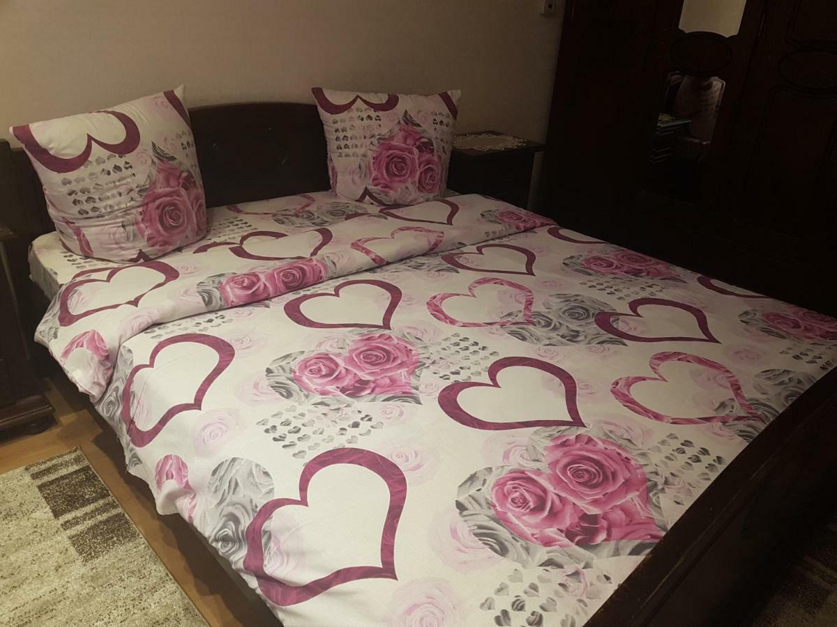 Diana Apartament Yaş Dış mekan fotoğraf
